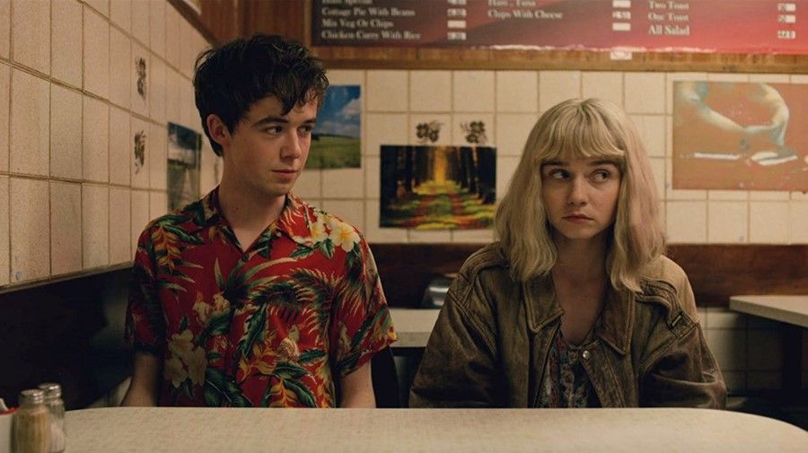 De izquierda a derecha (Alex Lawther y Jessica Bardem) De izquierda a derecha (Alex Lawther y Jessica Bardem)